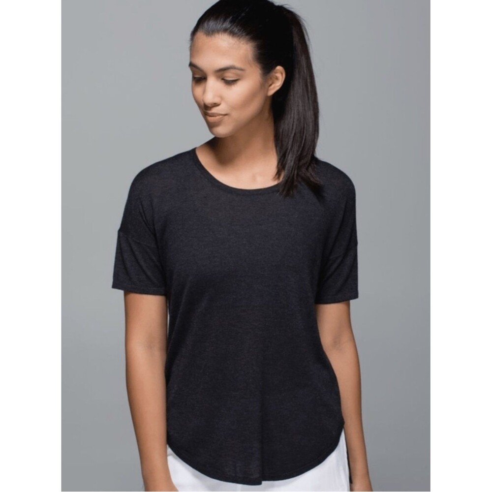 Lululemon Daya Cashmere Wool Charcoal Short Sleeve Tee